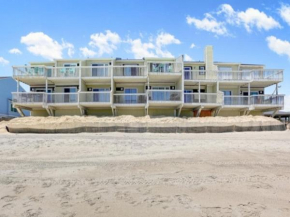 Beach Blanket - Spacious condo with Private beach access and resort amenities! condo